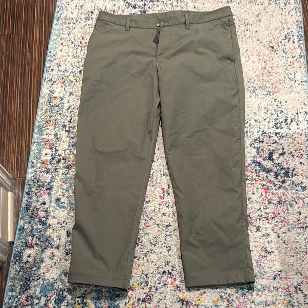 Lululemon 36x30 Olive Green Pants